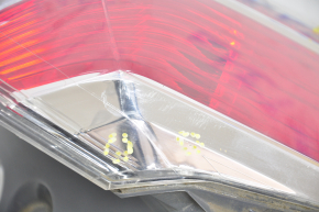Light outer wing left Nissan Rogue 14-16 missing chip, sand