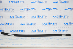 Roof lining right Nissan Rogue 14-20 under the railing, broken fastener