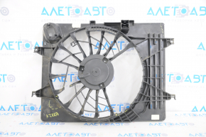 The radiator shroud diffuser is bare for a Hyundai Azera 12-17, cracked, no fragments.