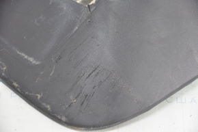 Rear right mudguard Toyota Highlander 14-19 is blown up, scratches