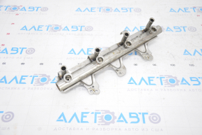 Fuel rail VW Tiguan 09-17 without sensor