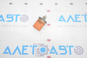 Fuel pressure sensor VW Tiguan 09-17 on the fuel rail