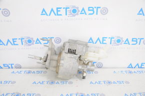 Master brake cylinder with vacuum booster assembly Nissan Leaf 13-17 no chip fragments, crack in tank, no cover
