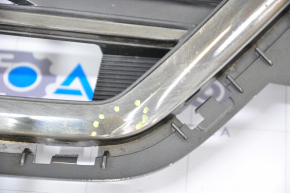 Radiator grill grill Hyundai Elantra AD 17-18 prerest, chrome, scratches, bumps, crack on chrome