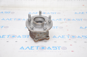 Rear left hub Ford C-max MK2 13-18