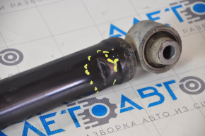 Tesla Model 3 18- AWD rear left shock absorber dented