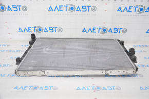 Radiator cooling water VW Tiguan 18-24 broken fastener, bent, cans opened, bottom dented