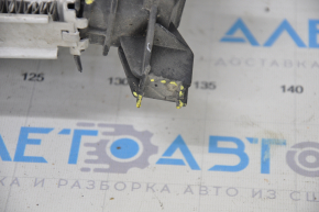 VW Tiguan 18-24 intercooler is bent, cans are opened, the fastener is broken