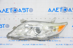 Headlight front left Toyota Camry v45 10-11 bare, hybrid, halogen, crack in mount, sand