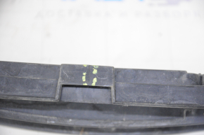 Front bumper grille upper Toyota Camry v40 10-11 broken mount
