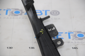 Seal wing hood-wing left Toyota Camry v40 broken fastening