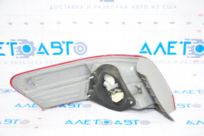 Light outer wing right Toyota Camry v40 10-11 hybrid, cracked, broken creases