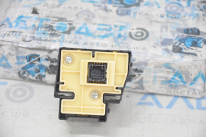 Hazard warning button Toyota Prius V 12-17