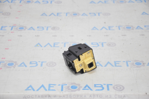 Hazard warning button Toyota Prius V 12-17