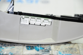 Front light Infiniti QX30 17- beige, under sunroof, broken fastening