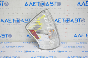 Left taillight Toyota Prius V 12-14 prerest, scratches