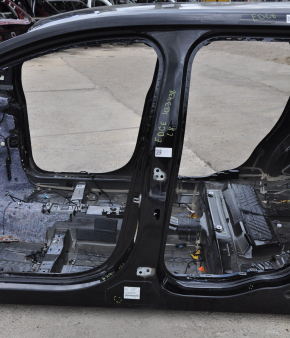 Body pillar central left Ford Edge 15- on the body, bumps