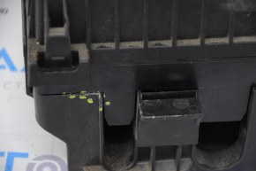 Chevrolet Volt 11-15 underhood fuse box assembly, broken mount