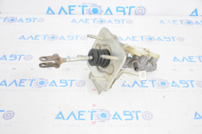 Toyota Highlander 01-07 Brake Master Cylinder