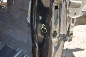 Front right quarter Chevrolet Volt 16 - on the body, without a gun, black, pokes