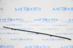 Right windshield molding Nissan Pathfinder 13-20 seal dried out
