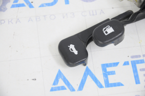 Kia Forte 4d 14-18 fuel filler flap and trunk lid handle crack