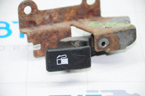 Subaru Forester 14-18 SJ interior fuel filler flap handle scratches
