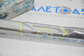 Lower rear bumper molding Nissan Rogue 17 - chrome, cracks, broken fasteners