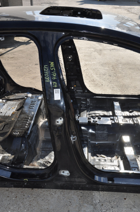 Body pillar central right Ford Fusion mk5 13-20 on the body, painted