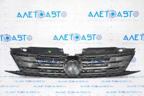 Radiator grill VW Jetta 15-18 USA with badge, with chrome, bumps on chrome, peeling varnish