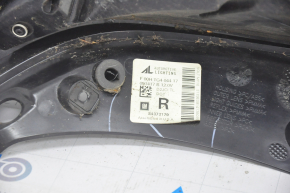 Right headlight Chevrolet Volt 16 - scratches