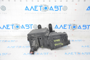 Nissan Rogue 14-20 underhood fuse box broken mount