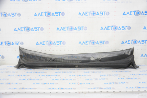 Windscreen wiper grille plastic Hyundai Sonata 11-15 broken fasteners