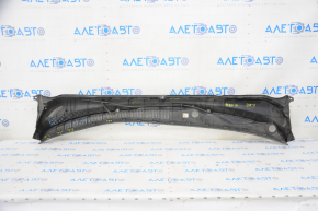 Windscreen wiper grille plastic Hyundai Sonata 11-15 broken fasteners
