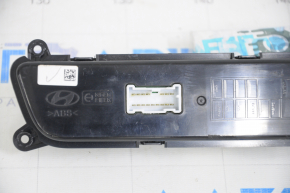 Clock panel Hyundai Sonata 15-17 without radio control, scratches