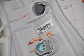 Front right turn signal Nissan Leaf 11-17 scratches