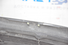 Lower grille of front bumper Toyota Camry v70 18-20 LE usa without hook, without fog lights, black gloss, pressed, sand, scratches, broken fasteners, broken honeycombs, broken fragment