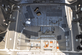 Chevrolet Volt 16 trunk trough - on the body