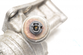 Toyota Sequoia 08-16 Oil Filter Housing Without Oil Cooler