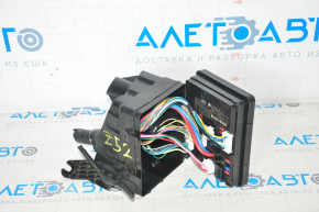 Nissan Murano z52 15 underhood front fuse box - broken mount