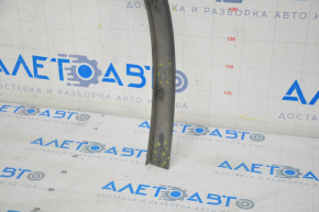 Front left wing arch trim VW Tiguan 09-17 structure, worn, broken fastener