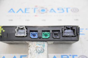Communication Control Module Multimedia Chevrolet Volt 16 - broken latch