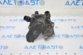Cooling pump with thermostat housing assembly for VW Passat b7 14-15 USA 1.8T