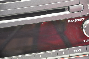 Toyota Sienna 11-14 radio tape recorder scratches, chrome on the knob is peeling