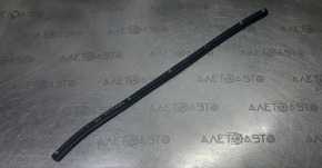 The seal of the front right door, lower, is torn Subaru XV Crosstrek 13-17