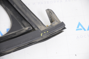 Upper door molding front right Jeep Cherokee KL 14- black with glass seal, scratches