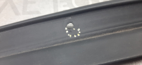 Front left door seal Infiniti Q50 14- lower, torn