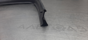 Front left door seal Infiniti Q50 14- lower, torn