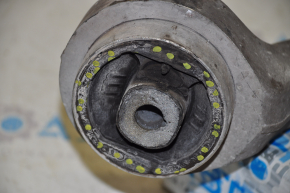 Lower arm front left rear Audi A4 B9 17 - torn silent block