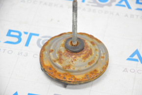 Lincoln MKZ 13-14 Spare Tire Mount Rusty